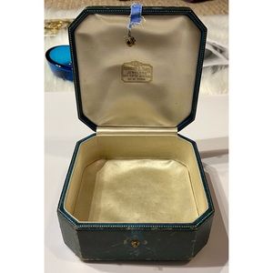 Vintage Raymond C. Yard Jewelers Fifth Ave Box